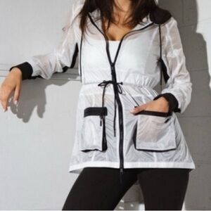 Balance Athletica/Vitality Intensity Jacket Hydrogen White
